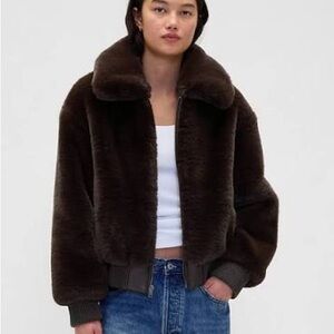 GAP Women's Black Faux Fur Bomber Jacket